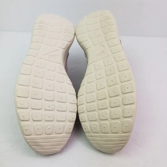 Nike Roshe One Womens Size 9.5 Plum Chalk True Berry Casual Low Sneaker Shoes