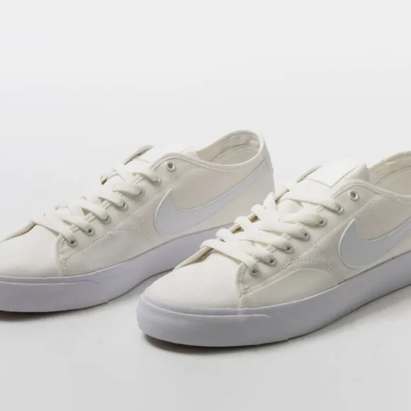 Nike SB Blazer Court Skate Shoes - Sail/White/Sail White - Men's 7/Ladies 8.5