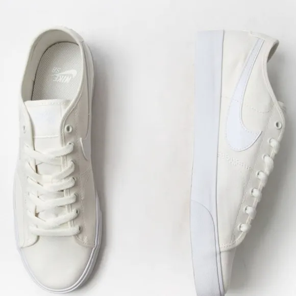 Nike SB Blazer Court Skate Shoes - Sail/White/Sail White - Men's 7/Ladies 8.5