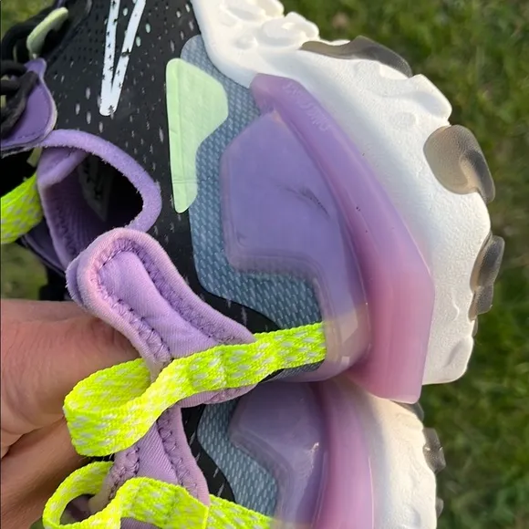 Nike shoes Kids react vision gravity Black and Purple Sneakers 5.5