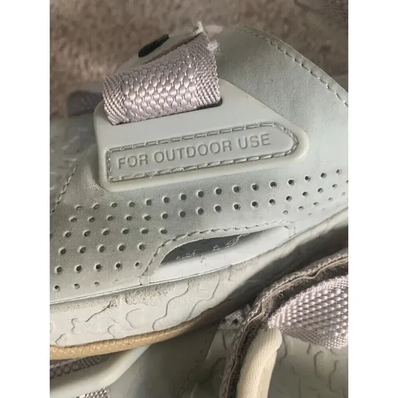 Nike Shoes Men’s 6 Sandals ACG Air Deschutz Sport Outdoor Casual Cream Women 7.5