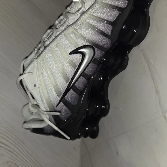Nike Shox TL