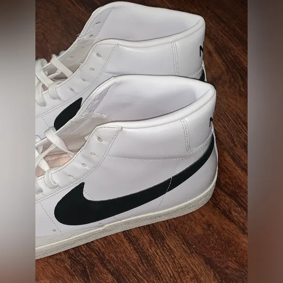 Nike size 13 mids