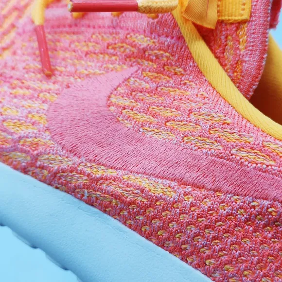 Nike Sneakers | Orange/Mango Roshe Fly Knits / Orange &amp; Yellow