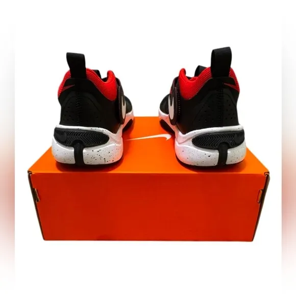 NIKE Team Hustle d 11 (GS) DV8996 003 Black, Shoes for kids, easy to use.
