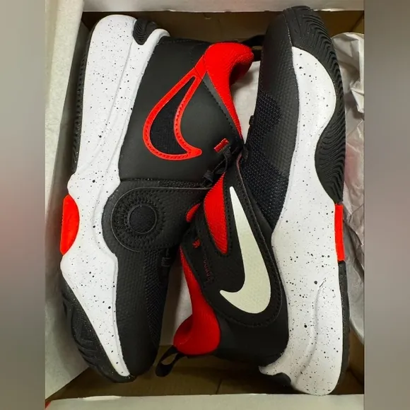 NIKE Team Hustle d 11 (GS) DV8996 003 Black, Shoes for kids, easy to use.