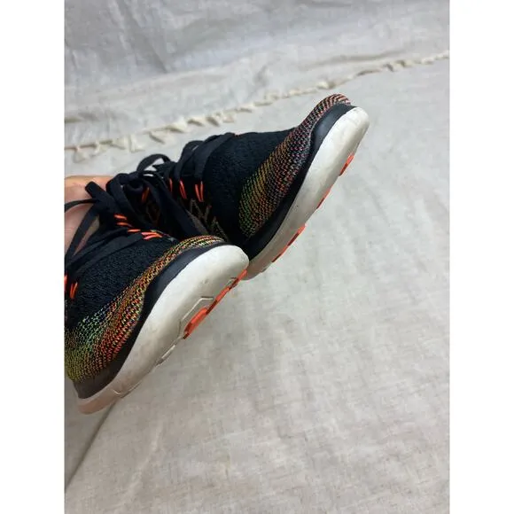 Nike Women's Flyknit Running Shoes Black Hyper Orange Size 8.5 RARE