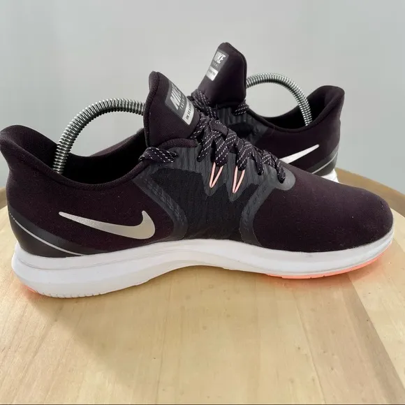 Nike Women's In-Season TR 8 Women's Training Shoes size 9
