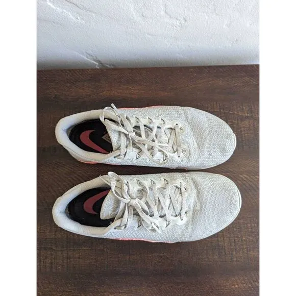 Nike Women's Metcon 5 Training Sneaker Shoes - Size 9