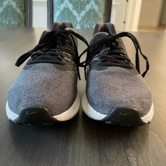 Nike Women's Run Swift 2 Running Shoes sneakers