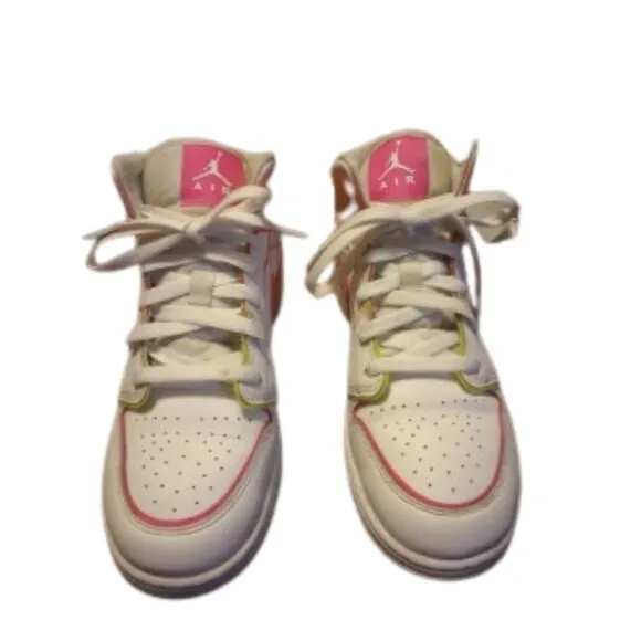 Nike Women's Size 8 ( 6.5Y)Air Jordan 1 Mid Edge Glow