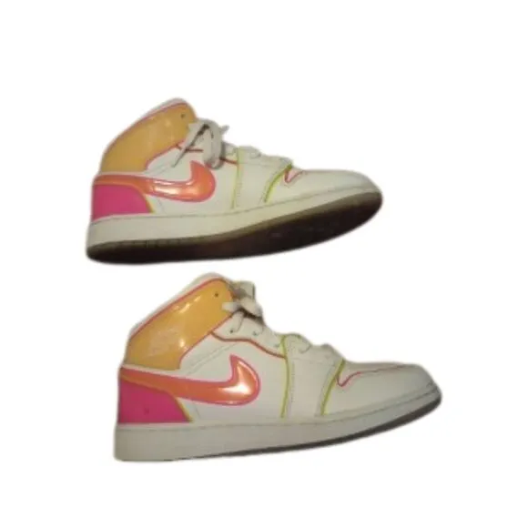 Nike Women's Size 8 ( 6.5Y)Air Jordan 1 Mid Edge Glow
