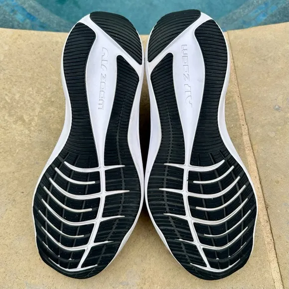 Nike Zoom Winflo 7 Black Anthracite - Size 12 Men’s (CJ0291-005)