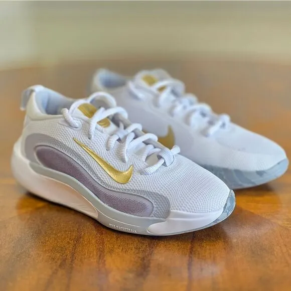 Nike IsoFly Baskeyball Shoes Girls Size 1Y 1 White Metallic Gold Grey FN4384-100