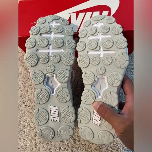Nike Reax 8 TR Mesh White Shoes Sneakers Training Athletic