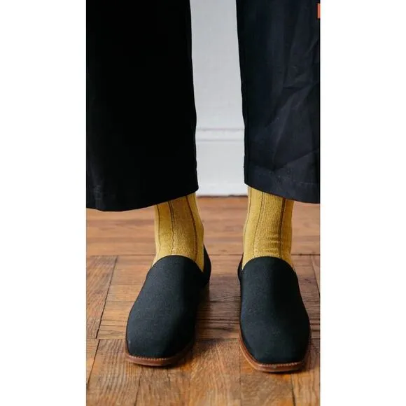 Nikki Chasin Elastic Marcel Loafer Shoes Flats Womens Size 39 Black Minimalist
