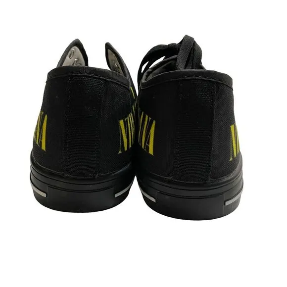 Nirvana Sneakers - Stylish‎ and Comfortable Shoes Sneakers Sz M7/F9 missing lace