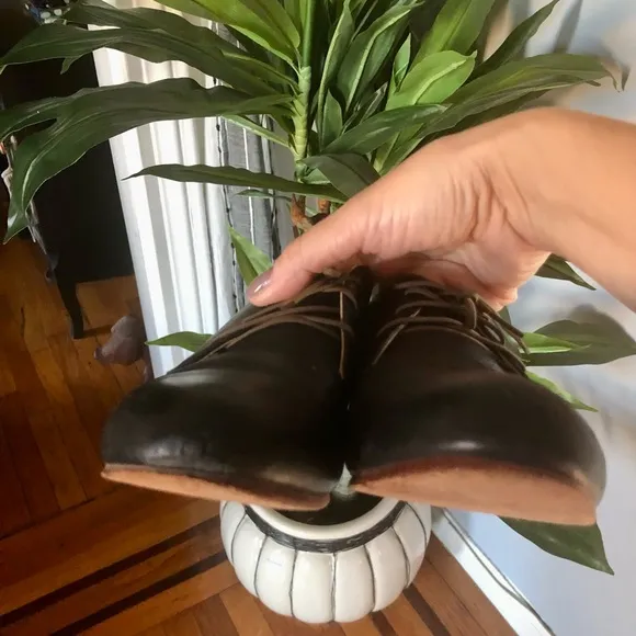 Nislo Oliver Oxford