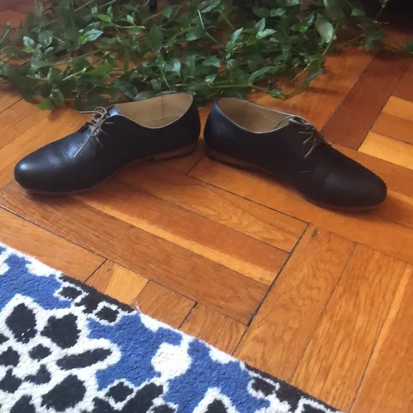 Nislo Oliver Oxford