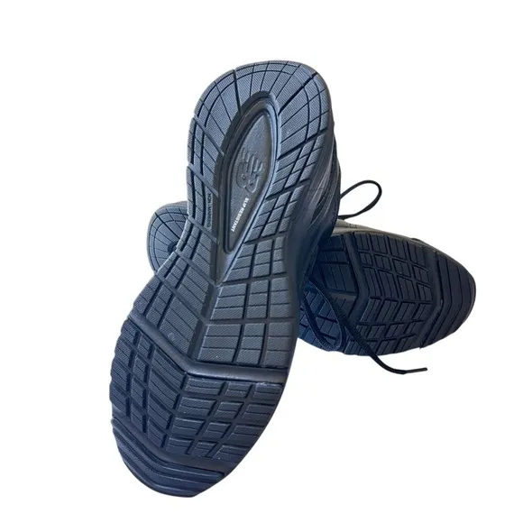 NWOB New Balance 608 V5‎ Training Shoes Slip Resistant Black Size 8.5 W/ 7 M