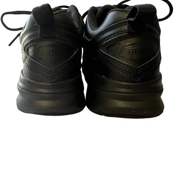 NWOB New Balance 608 V5‎ Training Shoes Slip Resistant Black Size 8.5 W/ 7 M