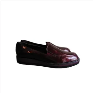 🌻NWOB Women's White Mountain Loafers Size 10 Burgundy