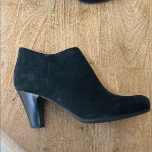 NWOT La Canadienne Donovan Waterproof Boot 7.5