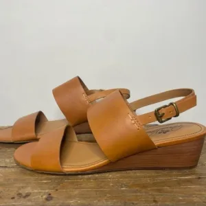 NWOT Patricia Nash Women's Tan Leather Wedge Sandals (11)