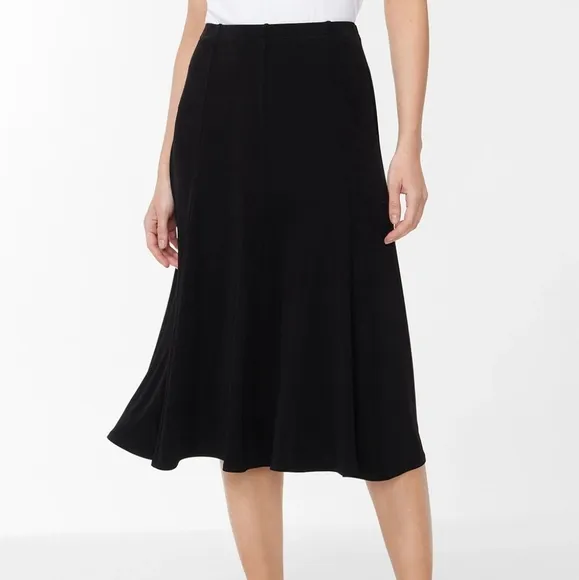 NWT Chico's Travelers Classic Jordan Minimalist Midi Swing Skirt in Black M/8