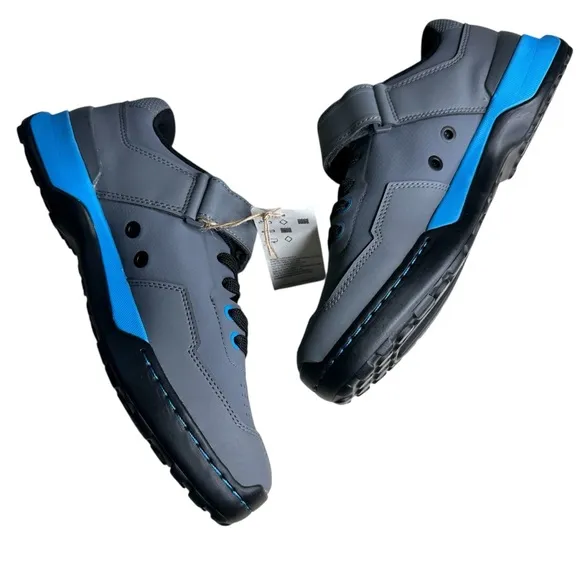 NWT Five Ten Kestrel Lace Mountain Bike Shoes. Women’s size 8