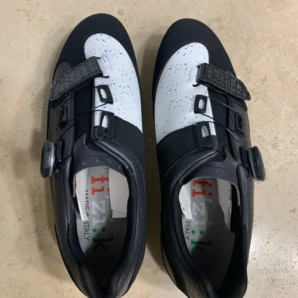 Nwt fizik women’s mountain biking/ cycling / racing/ spinning shoes 🚵‍♀️