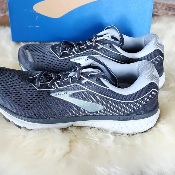 NWT IOB Brooks Ghost 12 Women's Size 8.5 Running Sneakers 🩶🏃‍♀️💙