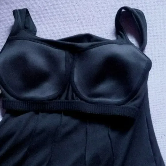 NWT Nike tennis dress w/ Bra skirt black S Small - SO PRETTY!