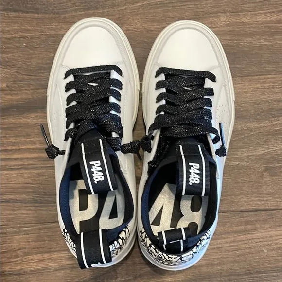 NWT P448 Women’s Sohosock White Sneakers