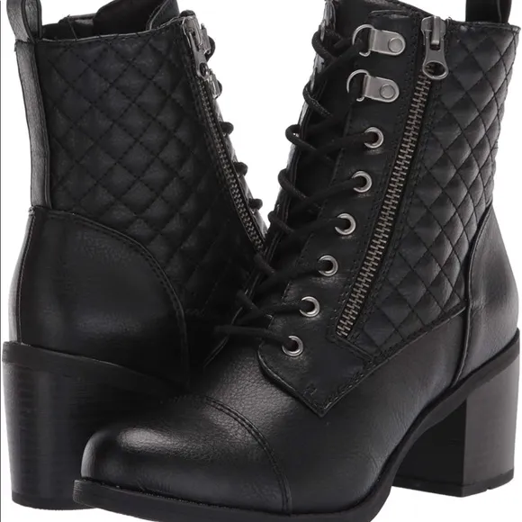NWT WHITE MOUNTAIN Shoes Dorsett Women's Lace-up Stacked Heel Bootie Black Sz 9