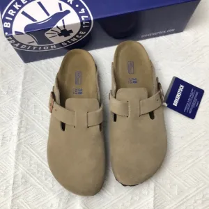 🥤NWT Women's Taupe Suede Birkenstock Boston Shoes - Narrow Fit