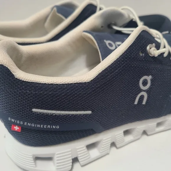 On Cloud 5 Men's Navy Blue Athletic Speed Lace Running Training Shoe Size 8.5
