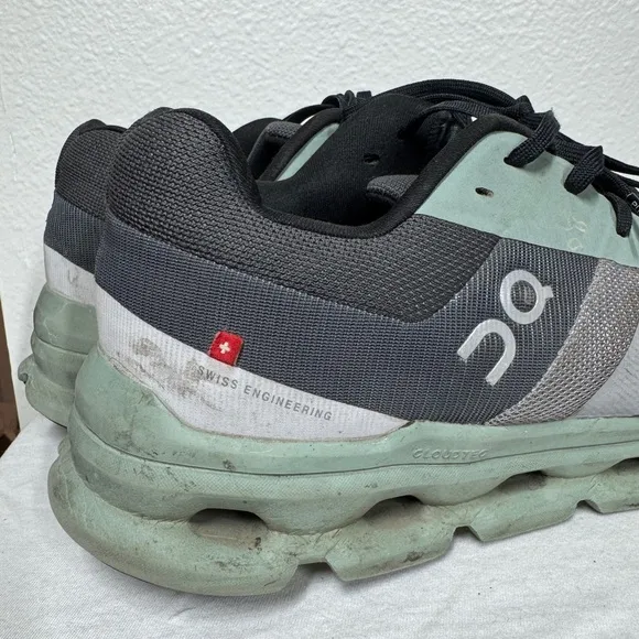 On Cloud Men’s Cloudrunner Alloy Moss Grey Sage Green Athletic Sneakers Size 10