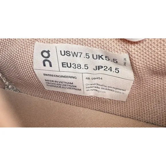 On Cloud Running Women's The Roger Advantage Sneakers-White/Rose 7.5 US Shoes