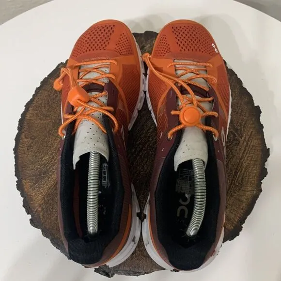 On Cloudflow Running Training Sneakers Mens Shoes Size 10 Flare/Dawn Red Orange