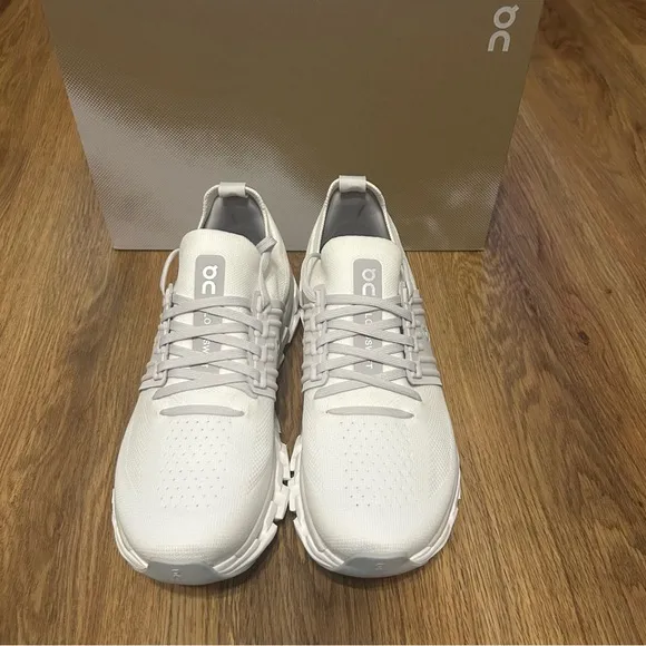 ON CLOUDSWIFT White Frost athletic training running lace up shoes sneakers sz9