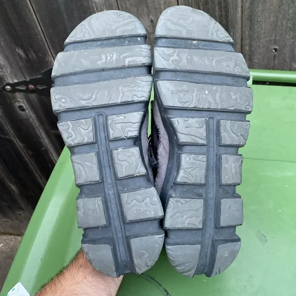 On Running Cloudaway Running Training Shoes Black Rock Men's Size 13 GUC