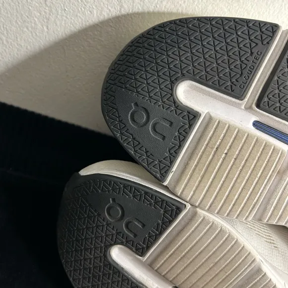 On Running White and Black Sneakers with Minimalist Design Sz 10.5
