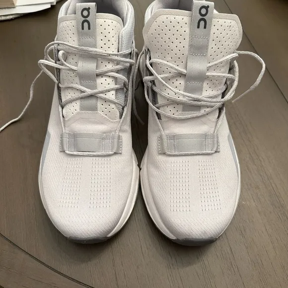 On Running White and Gray Sneakers with Modern Design