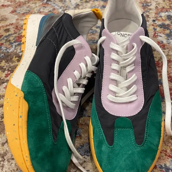 Oncept unbelievable comfortable!! Gorgeous sneakers!Colorful and fun! NEW!