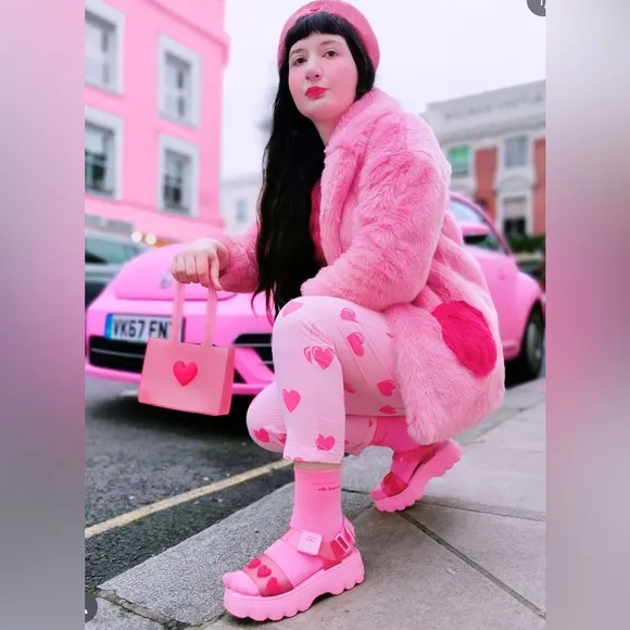 Original Melissa and Lazy Oaf 🌸 shoes Size 8 Pink perfect condition