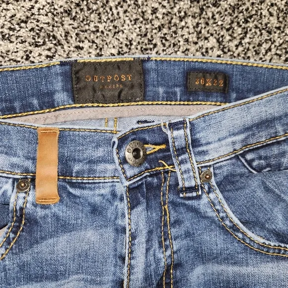 Outpost Makers Jeans From Buckle Mens Size 30x32 Faded Front Clean Cut