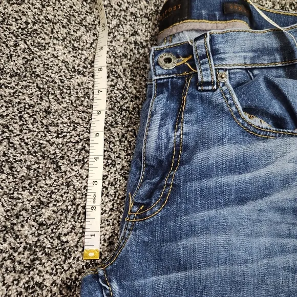 Outpost Makers Jeans From Buckle Mens Size 30x32 Faded Front Clean Cut