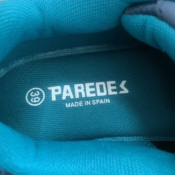 Paredes Memory Foam Lining high dry Waterproof Shoes.