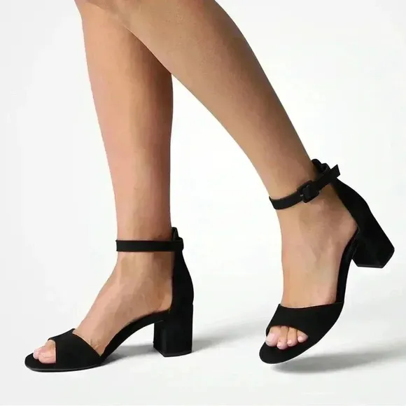 Paul Green | Lonnie Sandals | Designer Heels | Black | Size 4.5